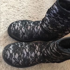 Size 10 limited black lace/leather UGG boots